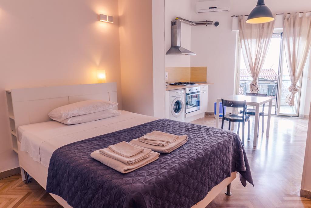 Appartement Solobed à Reggio de Calabre Extérieur photo